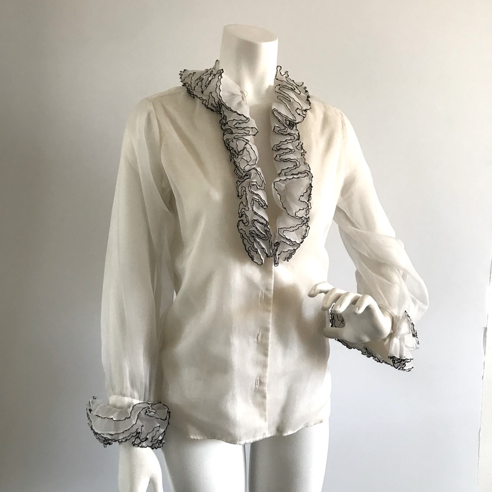 Vintage Women’s Ruffled Blouse